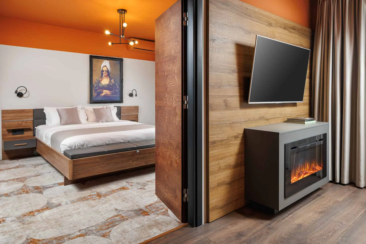 Hotel Bucharest - cameră cu șemineu electric